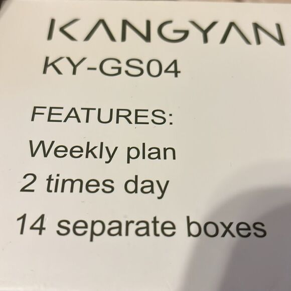 Pill Organizer. Includes sold up storage box as shown NEW - Picture 7 of 9